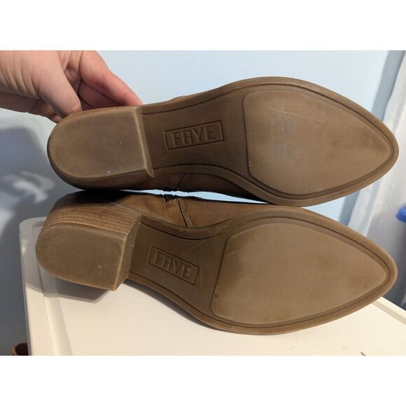 FRYE Women Size 9.5 Wheat Brown Leather Jennifer Seam Ankle Booties 3471729 - Picture 10 of 16